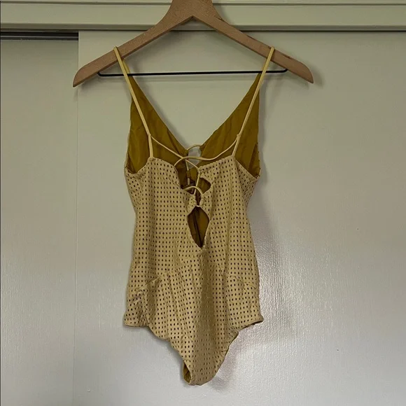 Acacia Kokomo mesh one piece - Picture 2 of 4